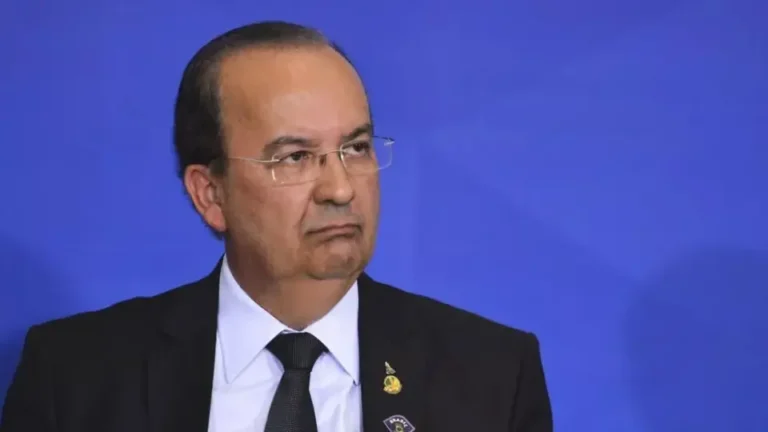 Governo de SC usa dados divergentes do IBGE para justificar lei contra cotas raciais