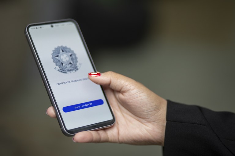 Pernambuco gera 72,5 mil empregos formais em 2025, melhor desempenho desde 2021