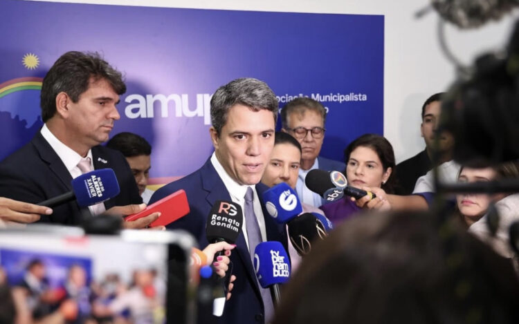 Pedro Freitas assume Amupe no dia que Raquel Lyra exonera cargos do PP no Governo