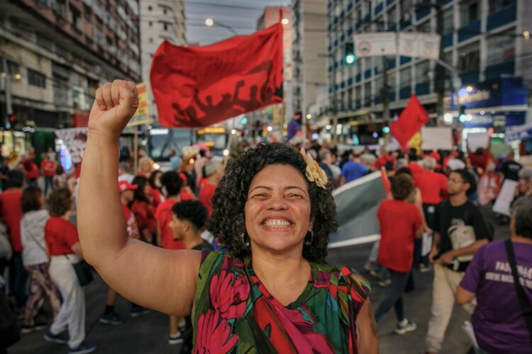 Ato, no Pátio de São Pedro, marca entrada de Dani Portela no PT
