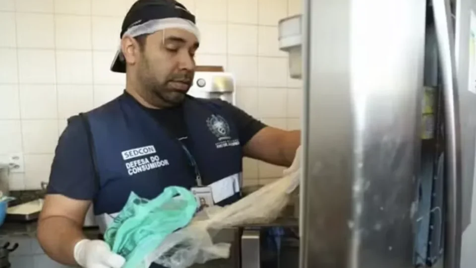 Operação Anomalia: Ex-secretário ligado a Flávio Bolsonaro é preso por esquema com Comando Vermelho