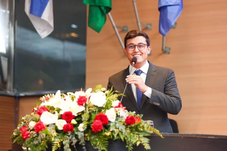 Victor Marques: A nova gestão do Recife e os desafios em obras, mobilidade e segurança