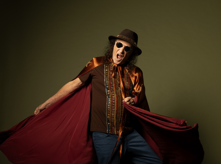 Alceu Valença 80 anos: Turnê “80 Girassóis” chega ao Recife com show inesquecível!