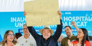 Lula defende Pix e critica EUA: ‘Não seremos republiqueta de banana’ contra MasterCard e Visa