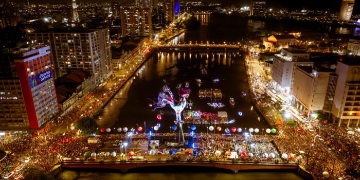 Galo da Madrugada: Frevo, Planeta e Inclusão no Maior Bloco do Mundo