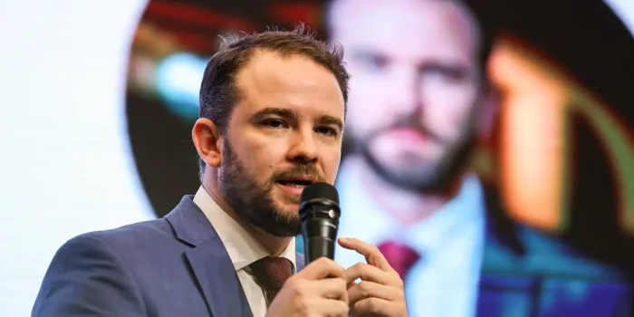 Lula confirma Dario Durigan na Fazenda, Haddad deixa pasta para disputar Governo de SP