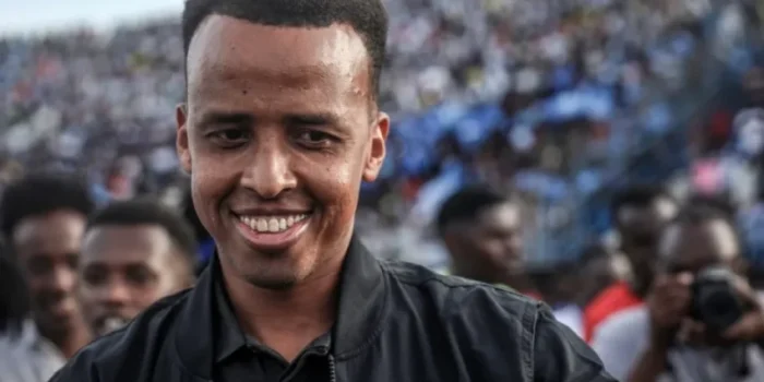 Árbitro barrado nos EUA para Copa vira herói na Somália